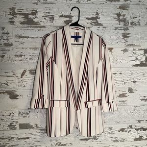 NWT pocketed blazer